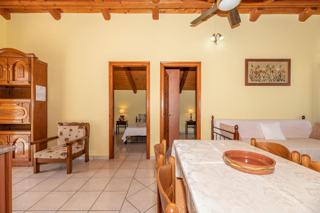 Arazzo Apartments Vasilikí Extérieur photo