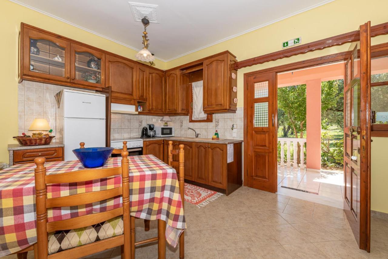 Arazzo Apartments Vasilikí Extérieur photo